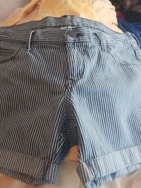 Old Navy Blue and White Striped Jean Shorts